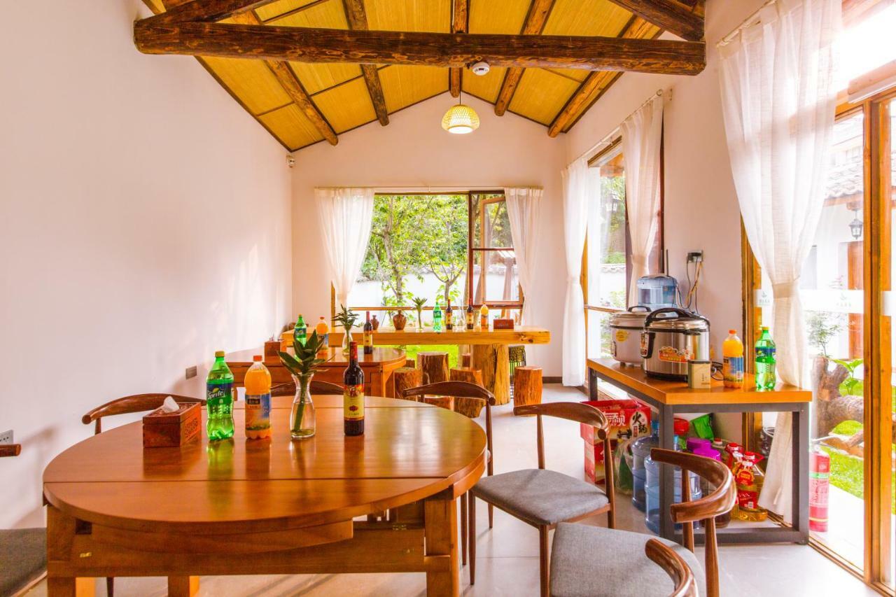 Swallow Nest Guesthouse Kunming Bagian luar foto